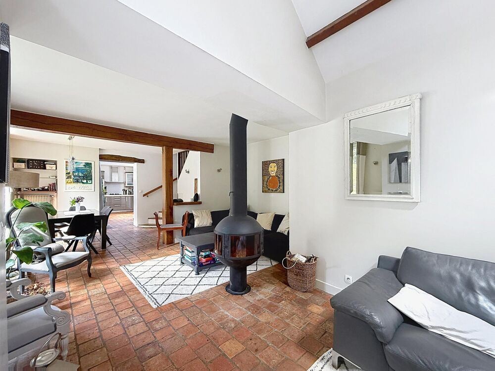 Vente Maison Maison en pierre de 133 m² habitables avec dépendance Vaureal
