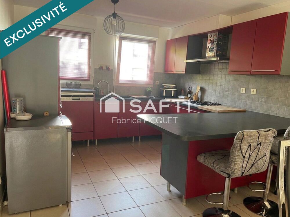 Vente Maison Maison de ville avec trois chambres, garage et jardin Saint-saulve