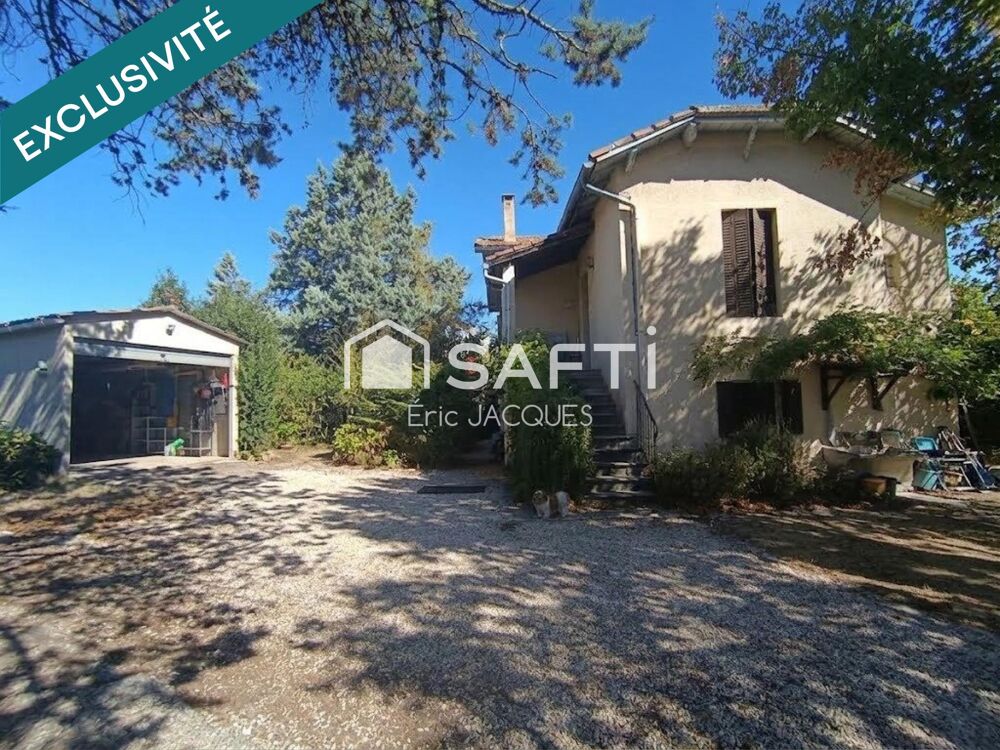 Maison années 30 à rénover  115 m² avec jardin