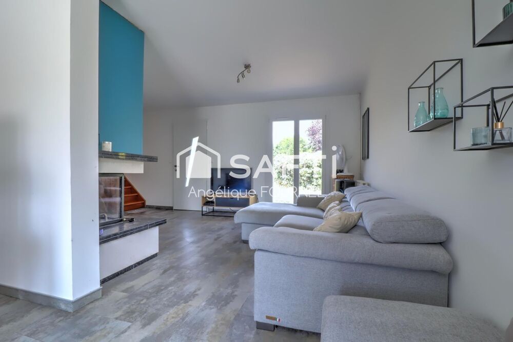 Maison individuelle de 112 m² habitable + Garage attenant - Terrain clos de 805 m²