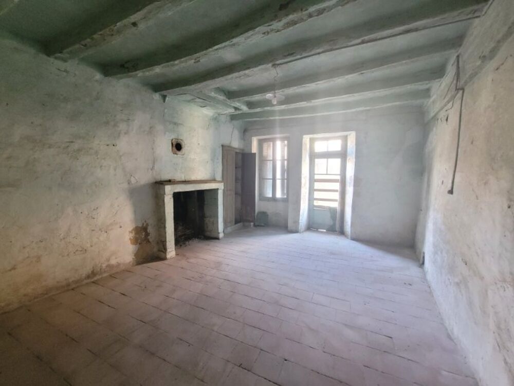 Vente Maison Bâtisse de 130m² de CACHET à RENOVER entièrement Descartes