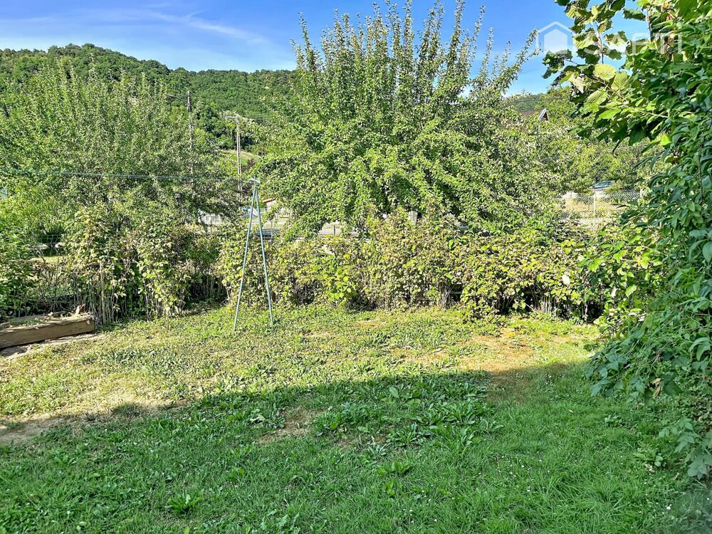 Vente Maison Belle maison de village en pierre, avec un appartement indépendant en rez de jardin. Mesnay