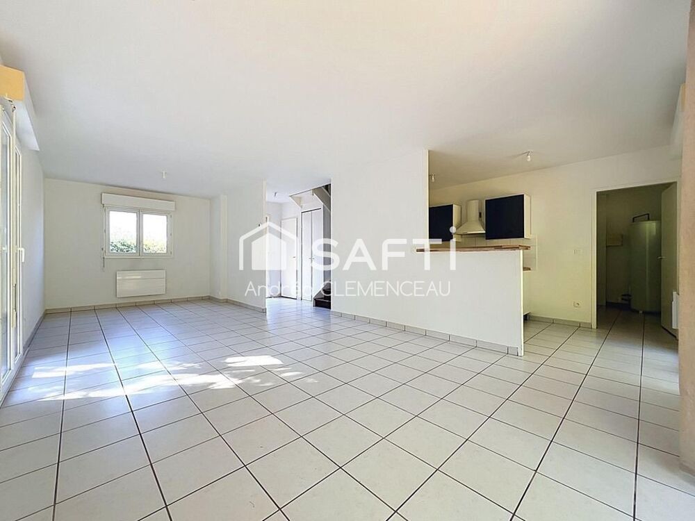 Vente Maison SAINT-MÉDARD-EN-JALLES – MAISON 3 CHAMBRES AVEC GARAGE ET JARDIN AU CALME Saint-medard-en-jalles