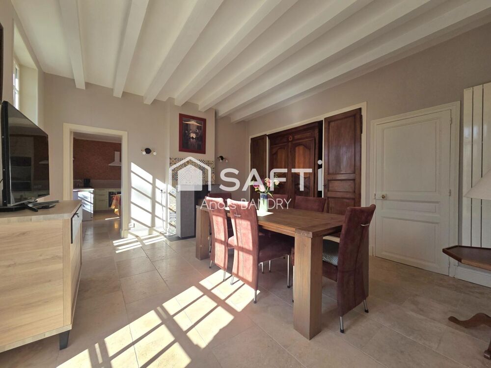Vente Maison Maison de caractère spacieuse avec 4 suites Moussy-verneuil