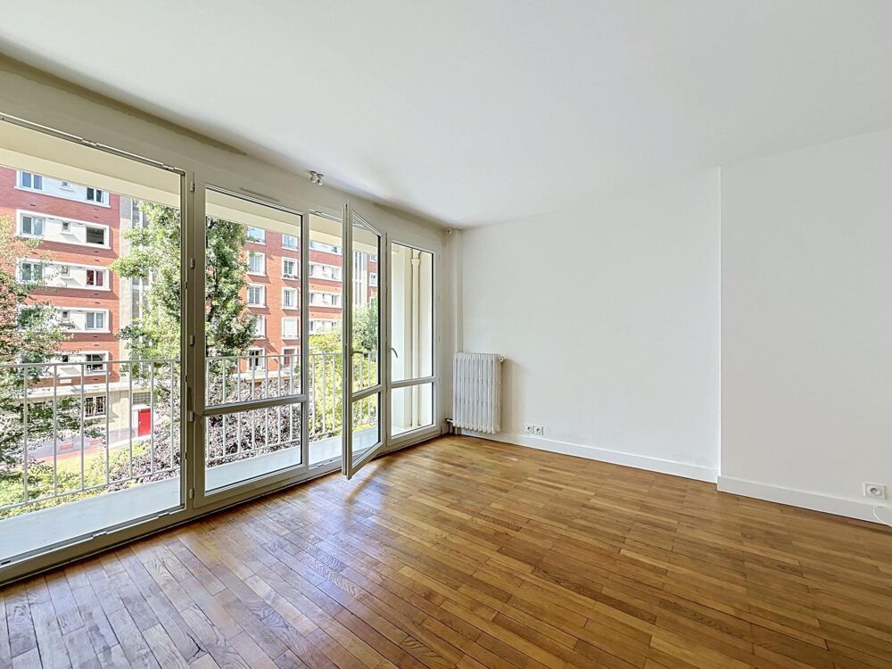 Vente Appartement Paris 15e - 4 pièces - 2 balcons - DPE C Paris 15