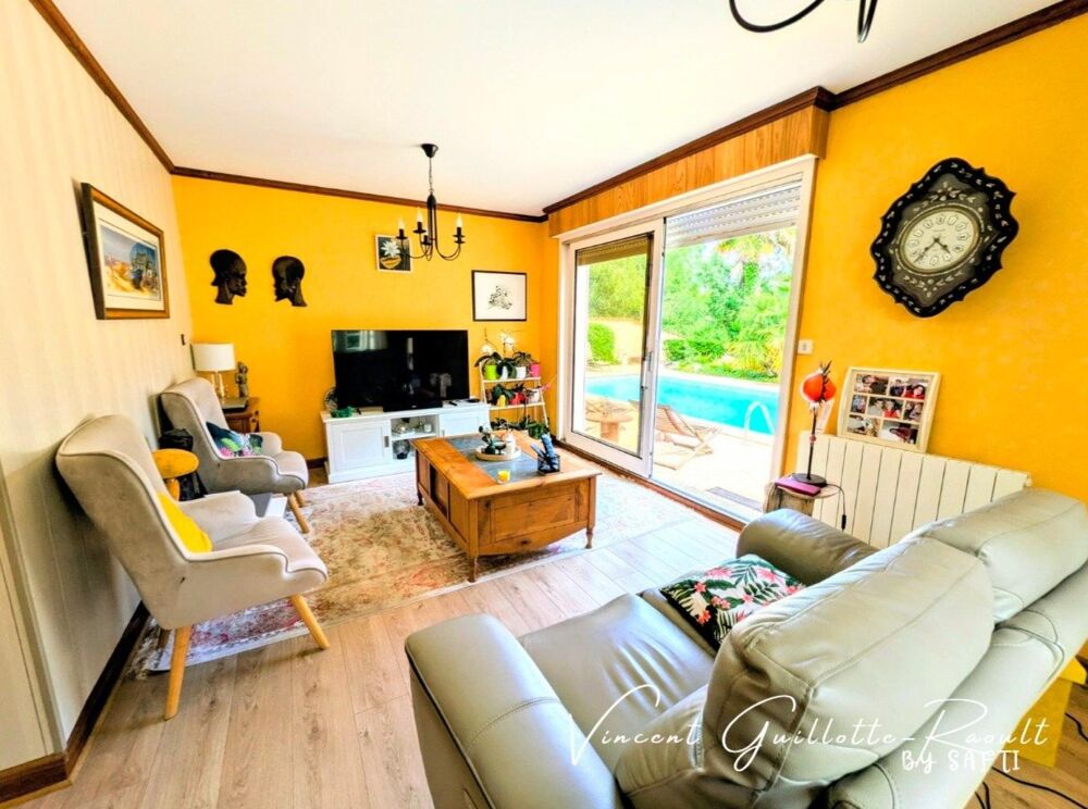 Vente Maison Maison190 m², 7 pièces, 4 chambres, piscine, garage 55m² Port-saint-pere