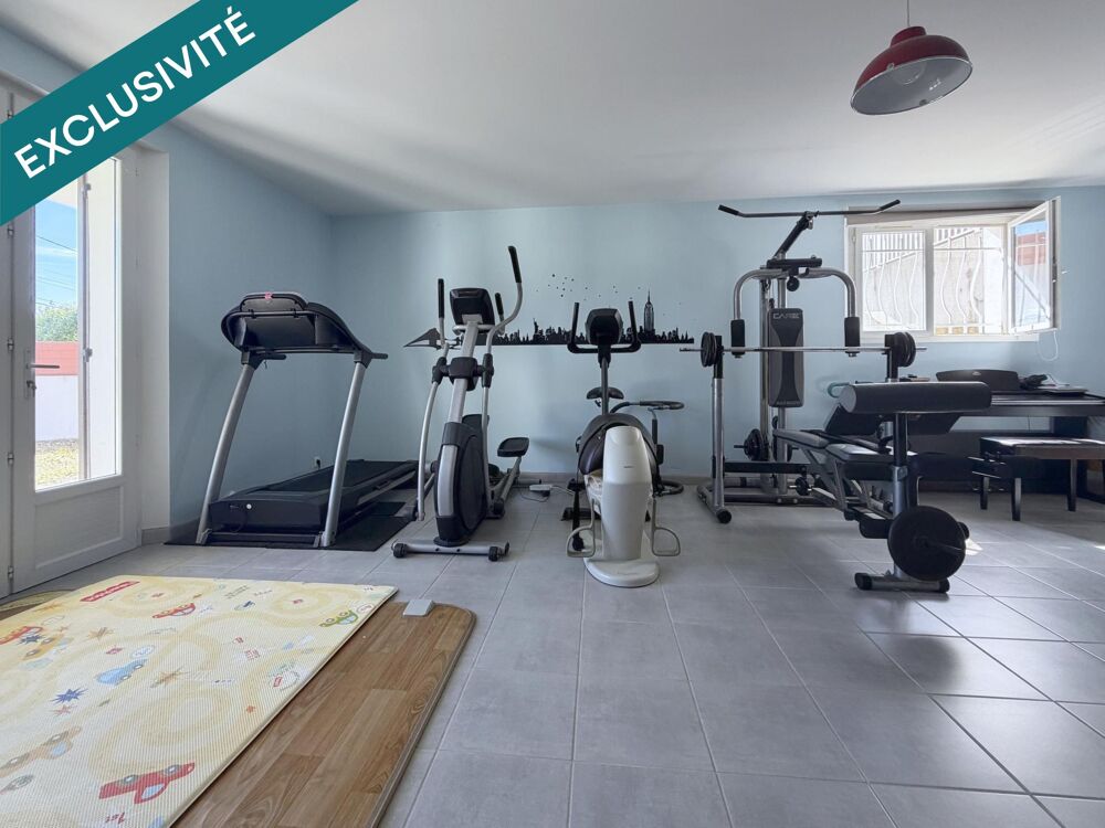 Vente Maison Belle villa familiale T7 sur un terrain clôturé avec piscine et garage Manosque