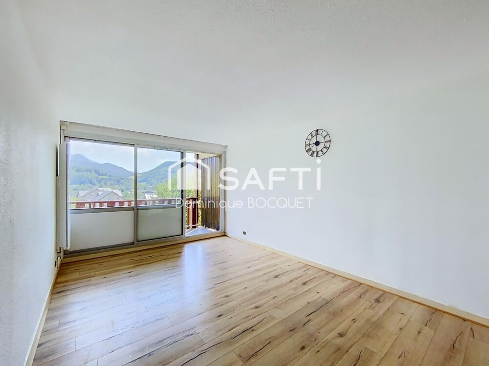 Studio + cabine 27 m2, exposé sud, balcon, ascenceur.
