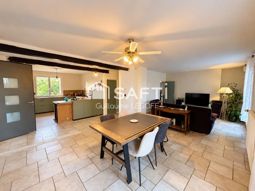 Vente Maison Maison familiale avec piscine et terrain Bourges