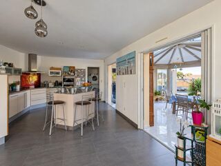 Vente Maison Un air de Sud, des volumes XXL et un vrai goût de vacances Crossac