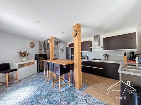   Belle maison en pierre proches des commodit�s. Maison - 5 pi�ce(s) - 122 m�