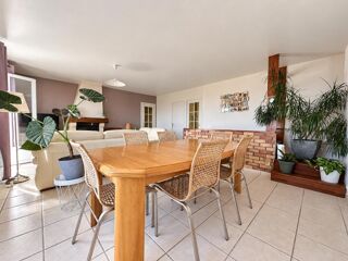 Vente Maison Vue remarquable sur la chaîne des Puys Mur sur allier