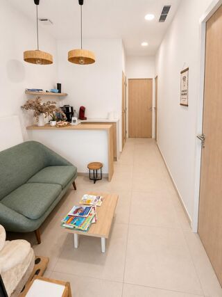   Bureau individuel 18m² dans bâtiment de 2023 Saint-raphael