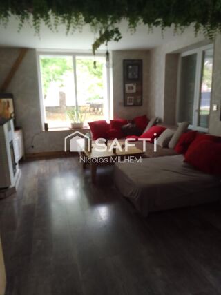  Maison à vendre 13 pièces 243 m²