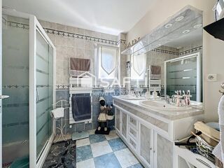  Maison � vendre 7 pi�ces 194 m�