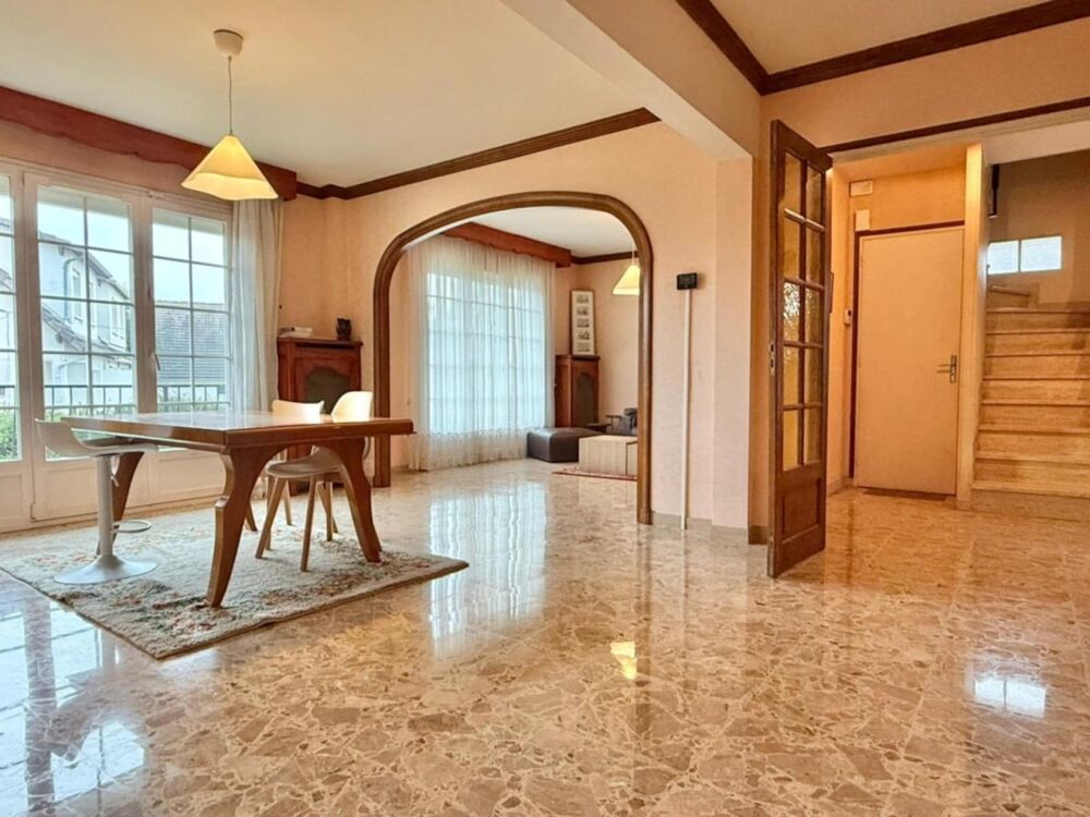 Vente Maison Belle maison traditionnelle secteur idéal et DPE B !! Morangis
