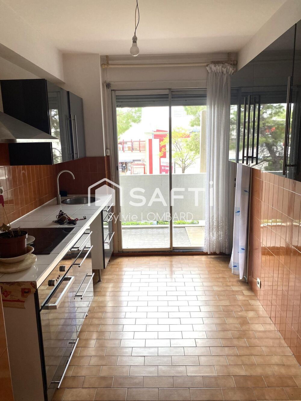 T3 TERRASSE ET BALCON - STE ANNE-IDEAL PROF LIBERALE