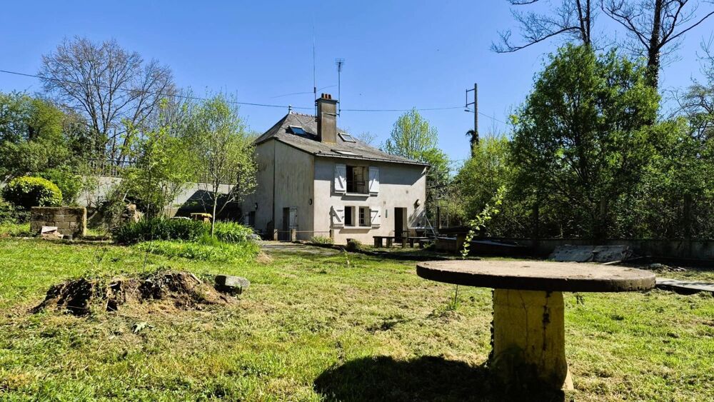 Ancien moulin, 3 à 4 chambres avec terrain boisé