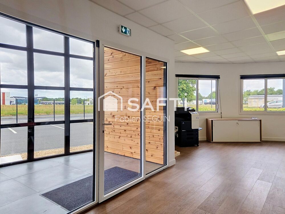   Bâtiment commercial / artisanal, au cœur d'une zone d'activité dynamique ! Sevremoine