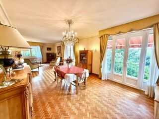  Maison � vendre 9 pi�ces 278 m�