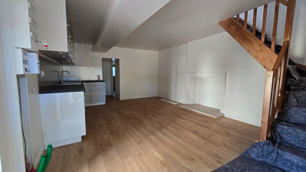 Location Maison Maison T3 bis Saint-aubin-des-chateaux