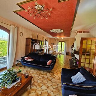  Maison à vendre 10 pièces 274 m²