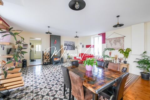   Maison familiale de 170 m  Mareuil-sur-Lay-Dissais Maison - 8 pice(s) - 170 m