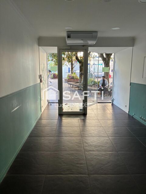   Local commercial à louer de 56m²- Centre ville 