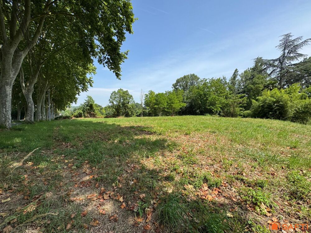 Vente Terrain RARE SUR LE SECTEUR – Terrain plat viabilisé, libre constructeur Castagnac
