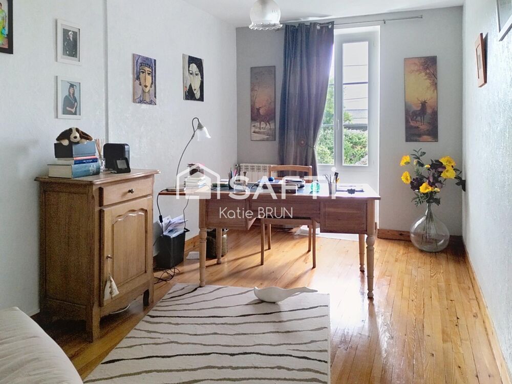 MAISON CHARENTAISE - 5 PIECES - 165m2