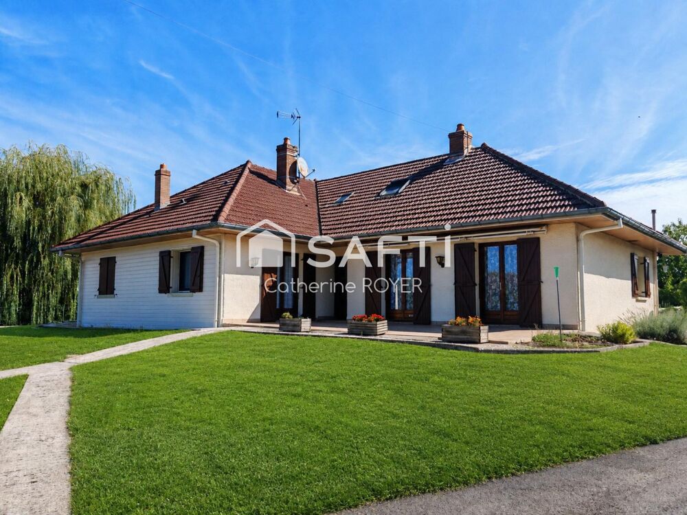 Maison familiale sur un beau terrain de 4783 m²