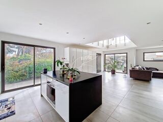  Maison à vendre 4 pièces 210 m²