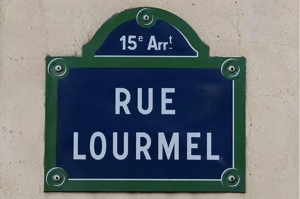 Vente Appartement Paris 15e - 4 pièces - 2 balcons - DPE C Paris 15