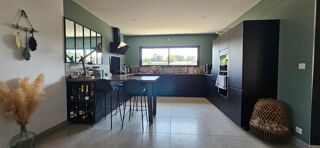  Maison à vendre 8 pièces 205 m²