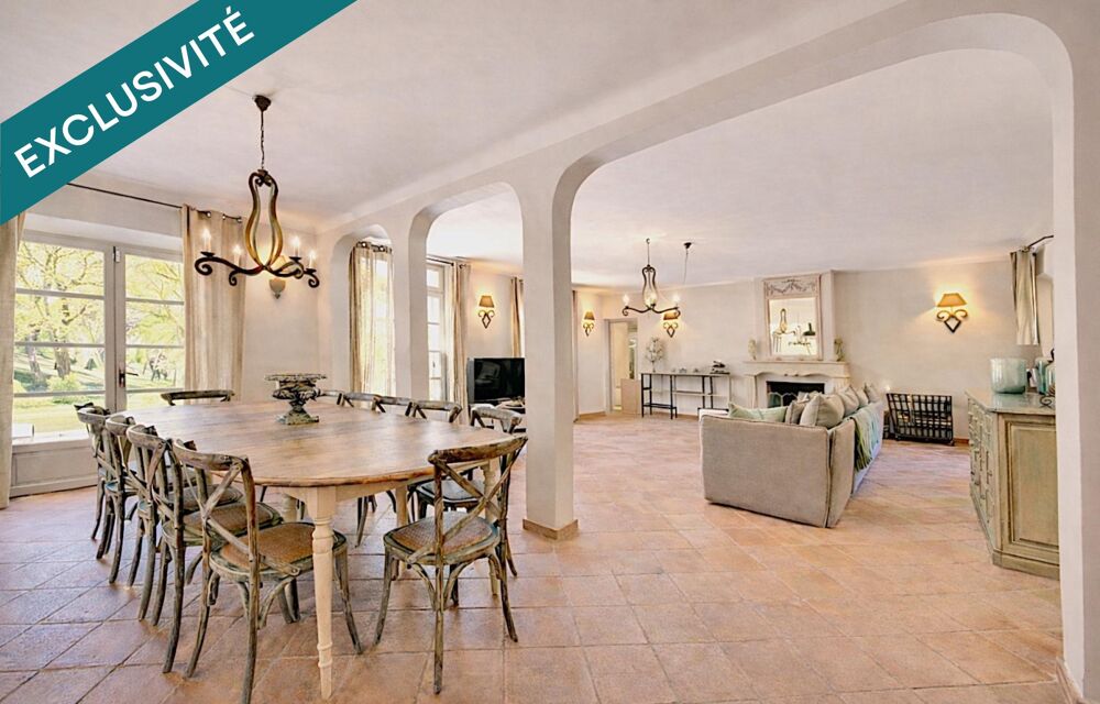 Magnifique bastide en premiere ligne sur le golf.