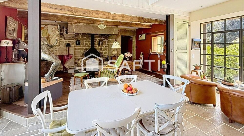 Ensemble du domaine: Maison, annexe, terrain et étang