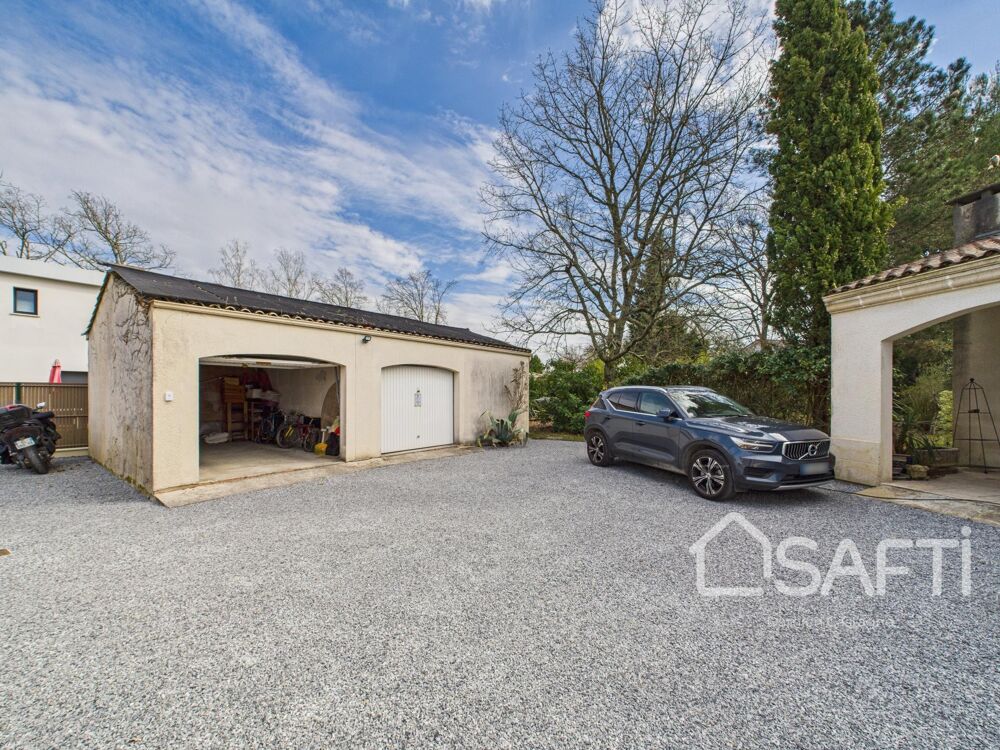� vendre  Maison Saint-Jean-d'Illac (33127)