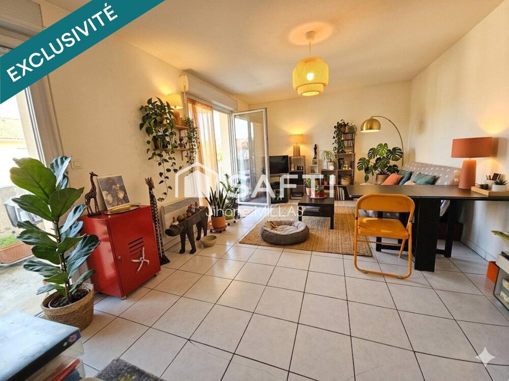 T2 FAIBLE CHARGES DE COPRO AVEC PISCINE