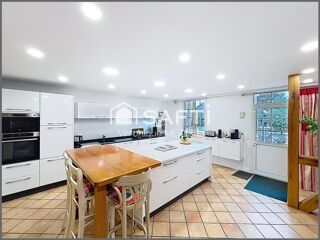  Maison � vendre 9 pi�ces 258 m�