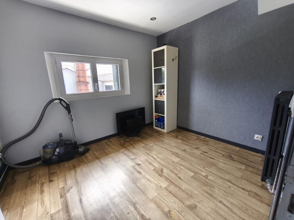 Vente Maison Petite maison traditionnelle en pierre de tuffeau Cinq-mars-la-pile