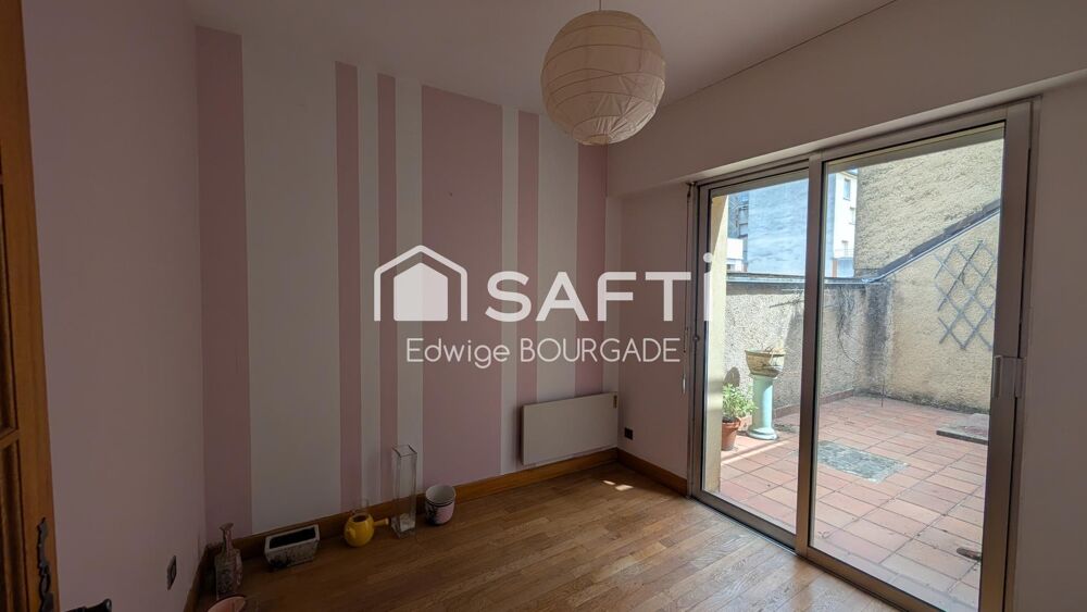 Vente Appartement Appartement T5 à rénover + Garage 120m² et Terrasses – Centre-ville Cahors Cahors