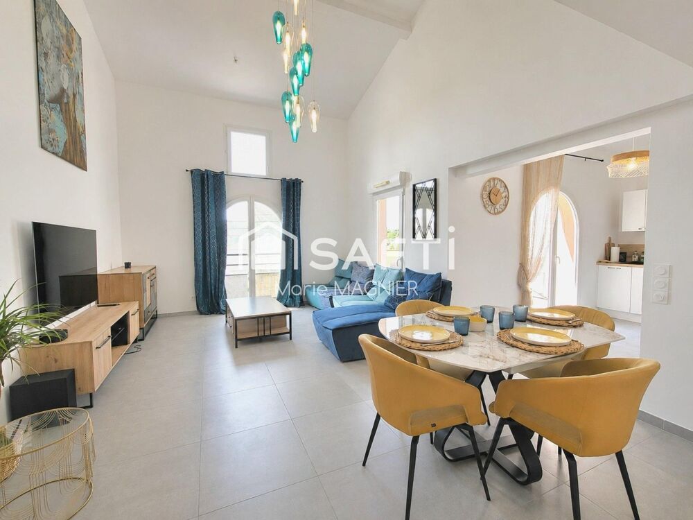 Duplex d'exception T4 de 99m2 à Grimaud - proche plages, Vendu meublé, prêt à vivre ou à louer, idéal pour profiter du Golfe de