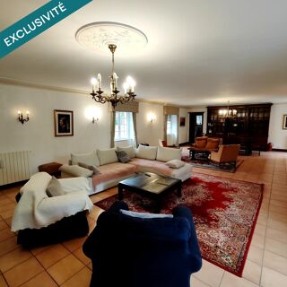  Maison � vendre 15 + pi�ces 476 m�