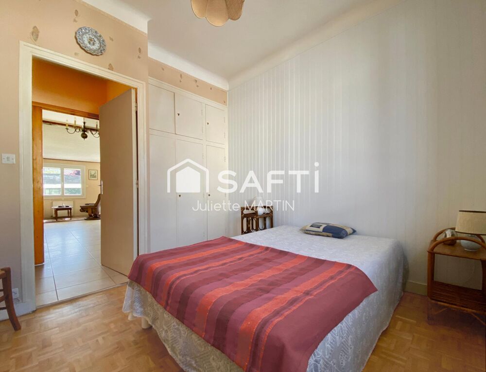 Vente Maison Maison de  125 m² avec garage et grand jardin. Nantes