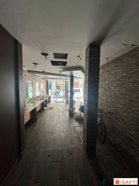   LOCAL Commercial  avec entresol 