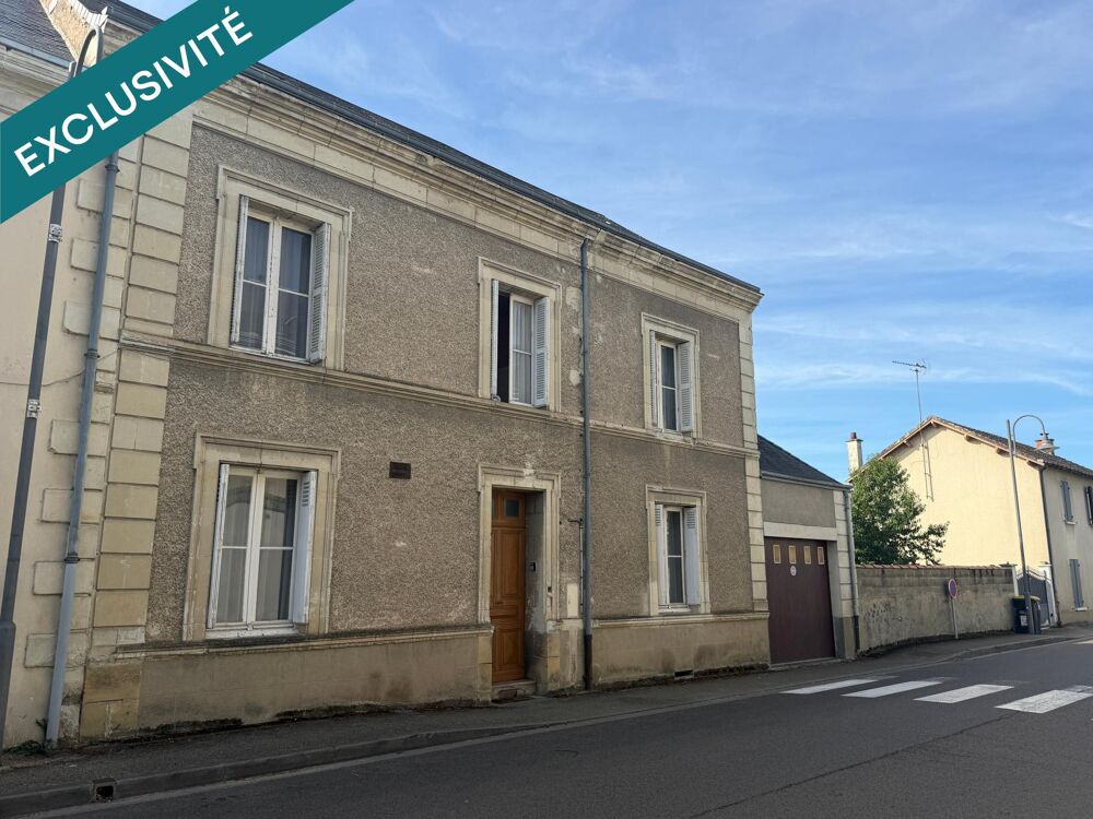 Dans le centre de DANGE SAINT ROMAIN 4 chambres 1700 m2 de terrain