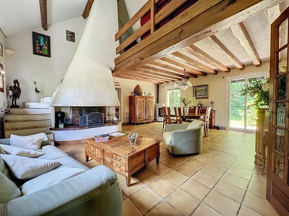 Maison de 160m2 avec sous-sol, 4 chambres et pré chevaux 2ha