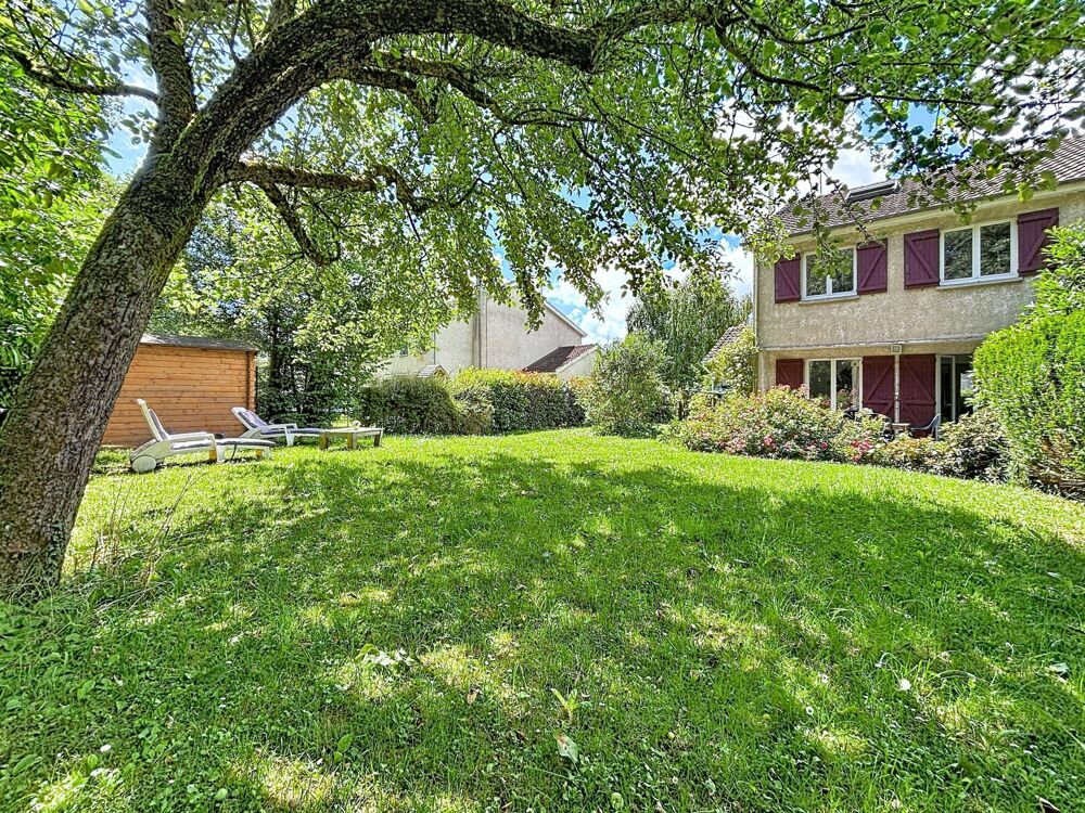 Maison familiale, 4 chambres, garage, grand jardin