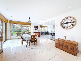  Maison � vendre 6 pi�ces 200 m�