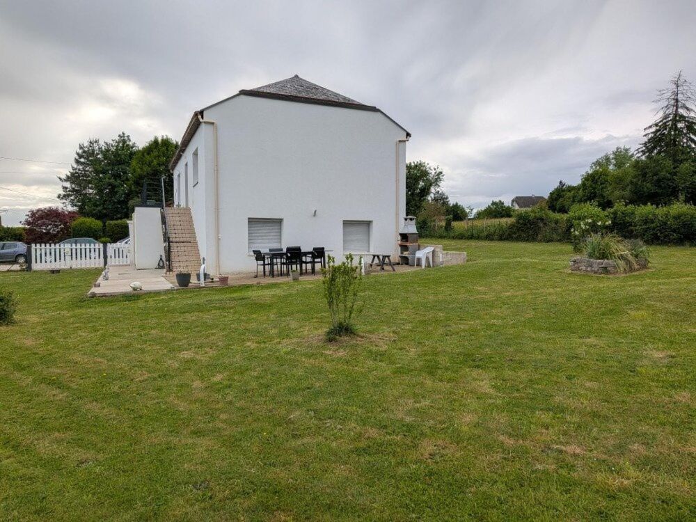 Vente Maison maison rénovée avec sous sol  avec terrain clos à ARC ET SENANS Arc-et-senans